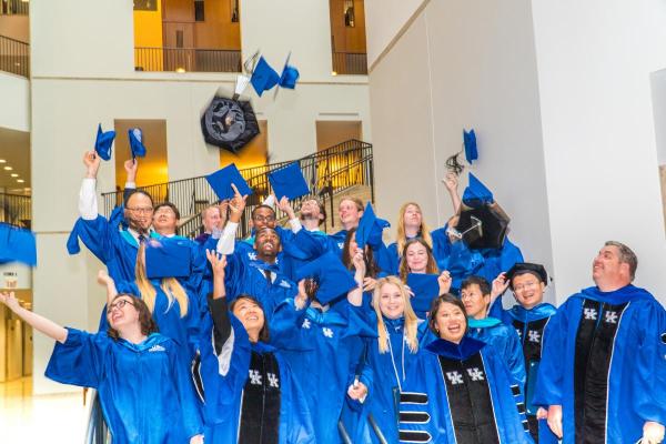 Group photo of 2018 Martin School graduates