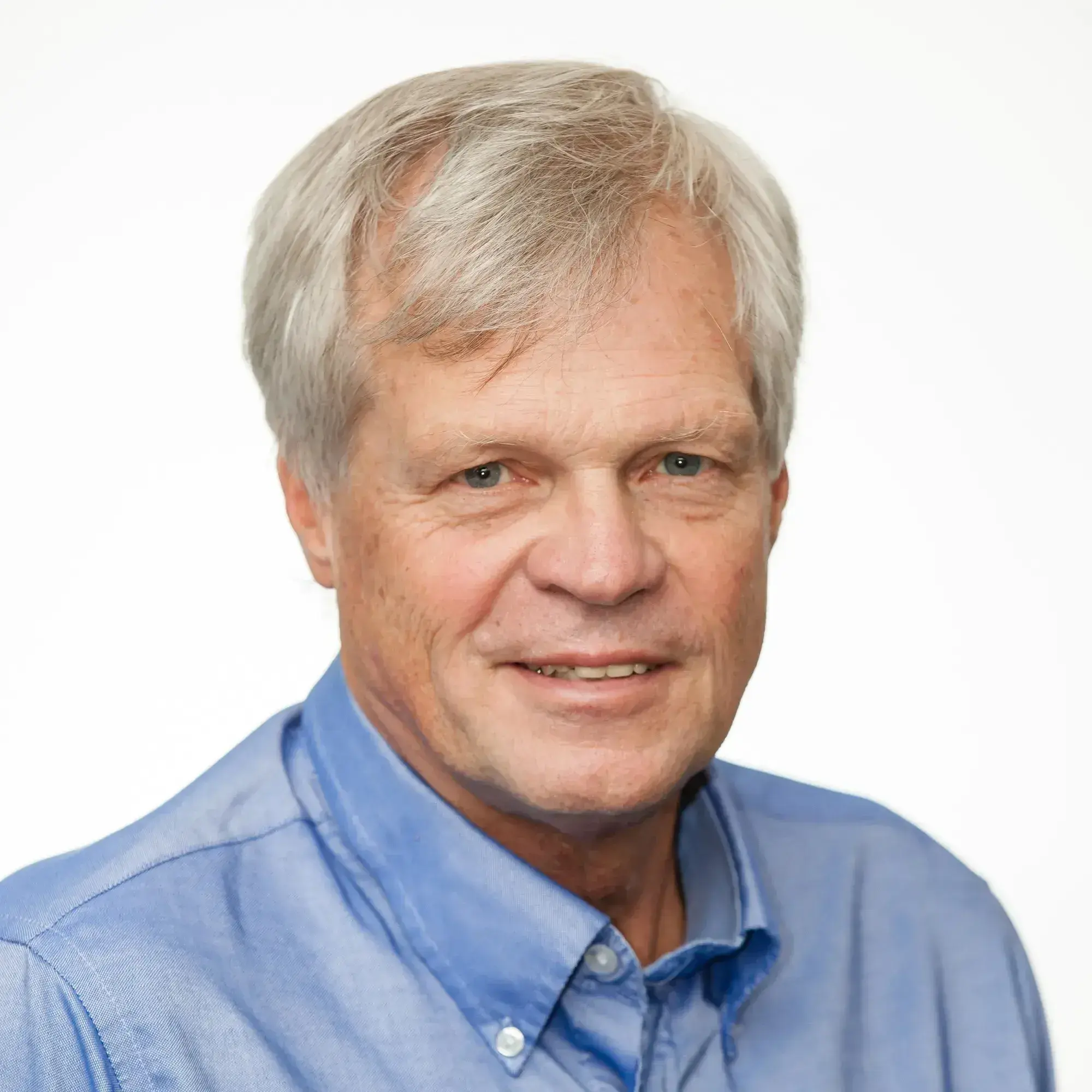 Hoyt Headshot