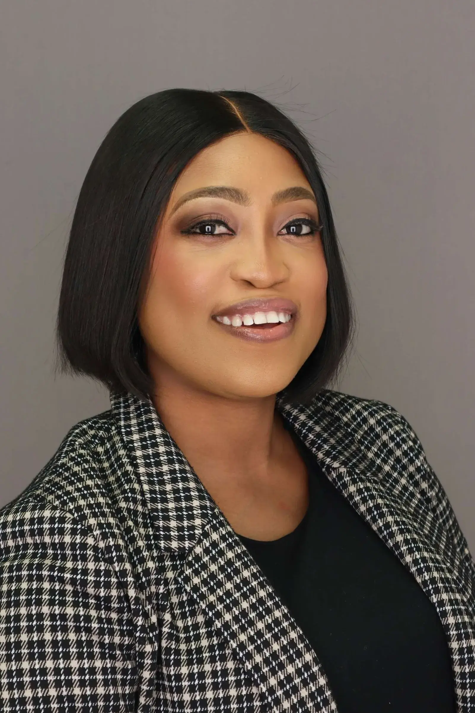 Portrait photo of Valentina Osunmade.